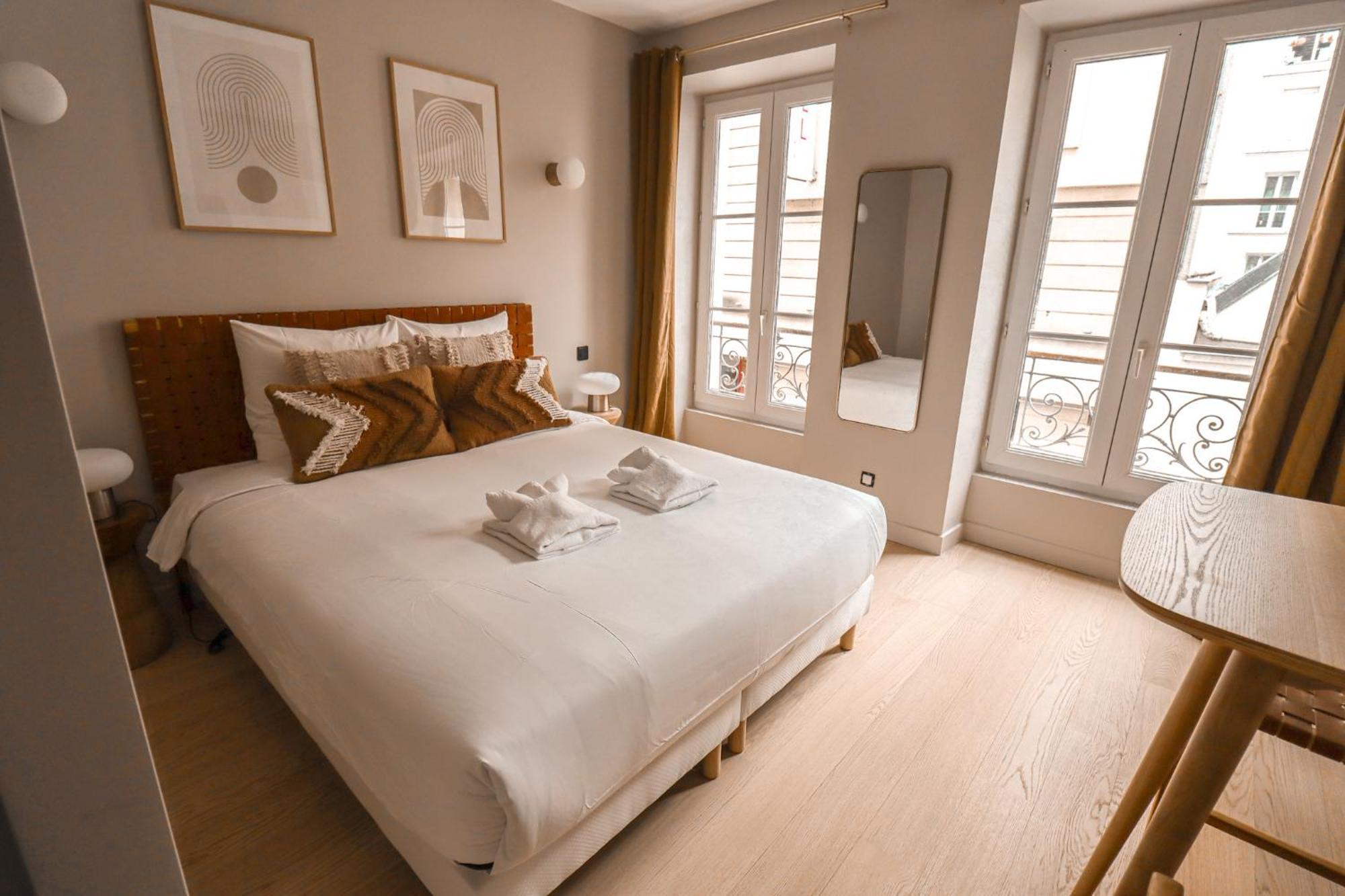 Stylish Close To The Eiffel Tower Apartment